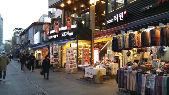 독일인들과 함께한 한국문화탐방 (3) – Kyoposhinmun